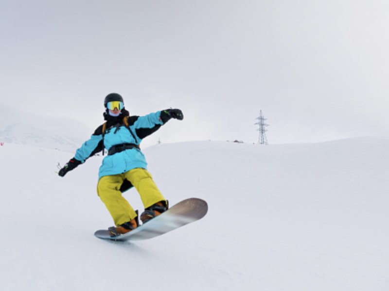 Сноубордисты из Красноярска завоевали призовые места на международных соревнованиях.