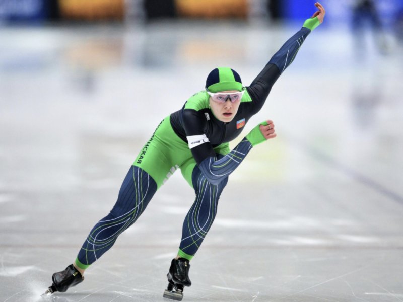 В регионах продолжаются первенства по конькобежному спорту среди молодых спортсменов.